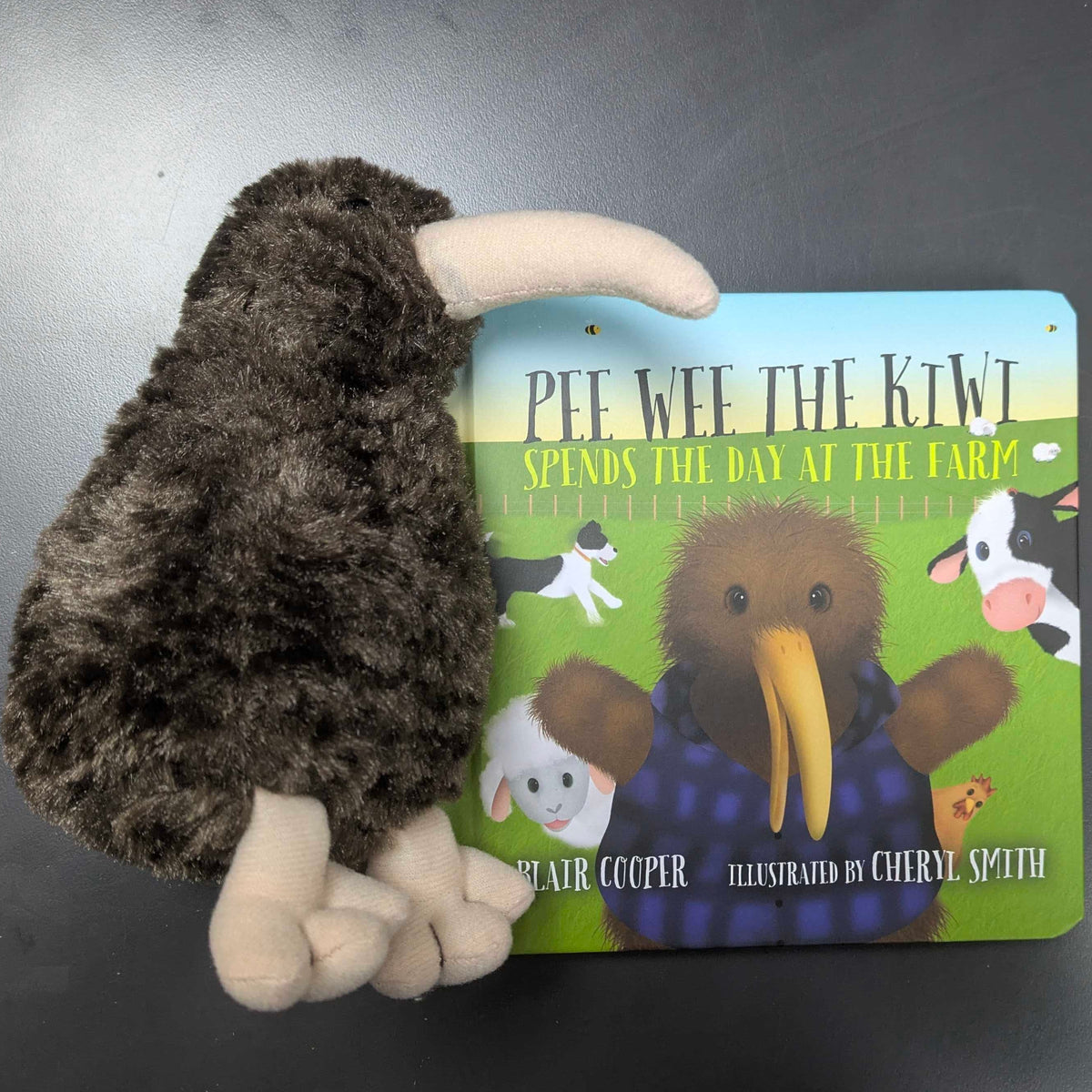 Pee Wee the Kiwi Spends the Day at the Farm